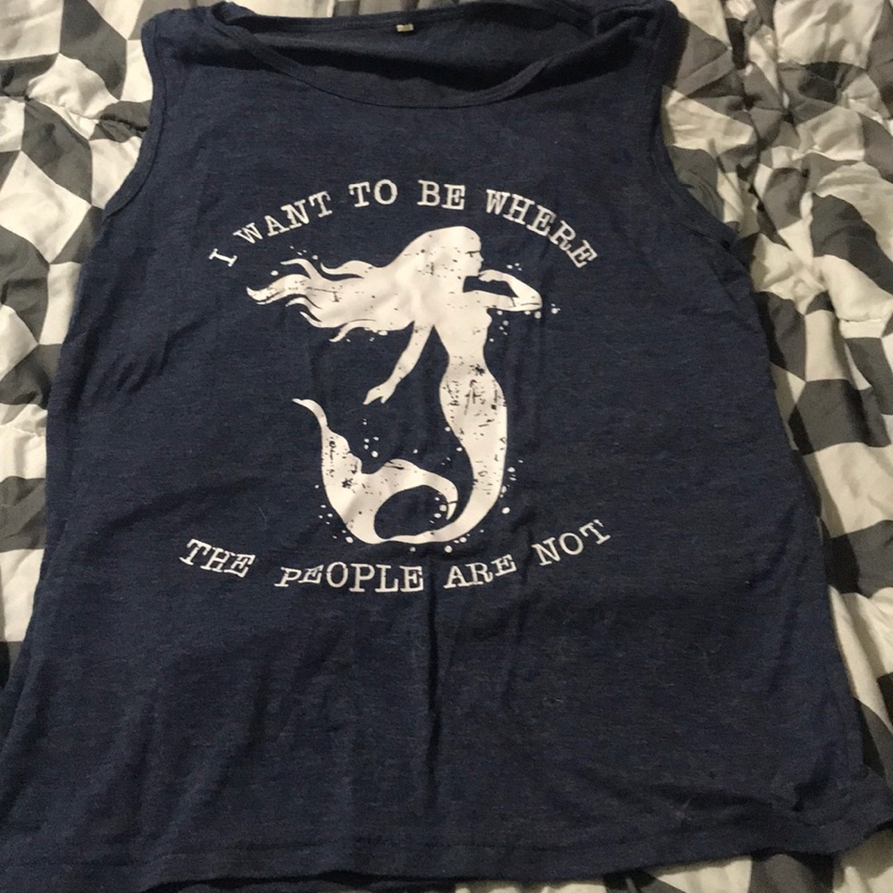 Little mermaid tank